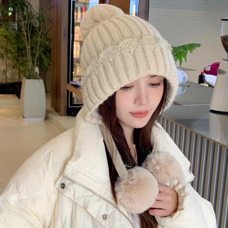 Women's Outdoor Leisure Cute Hairball Pullover Hat Autumn and Winter Knitted Windproof Warm Wool Hat