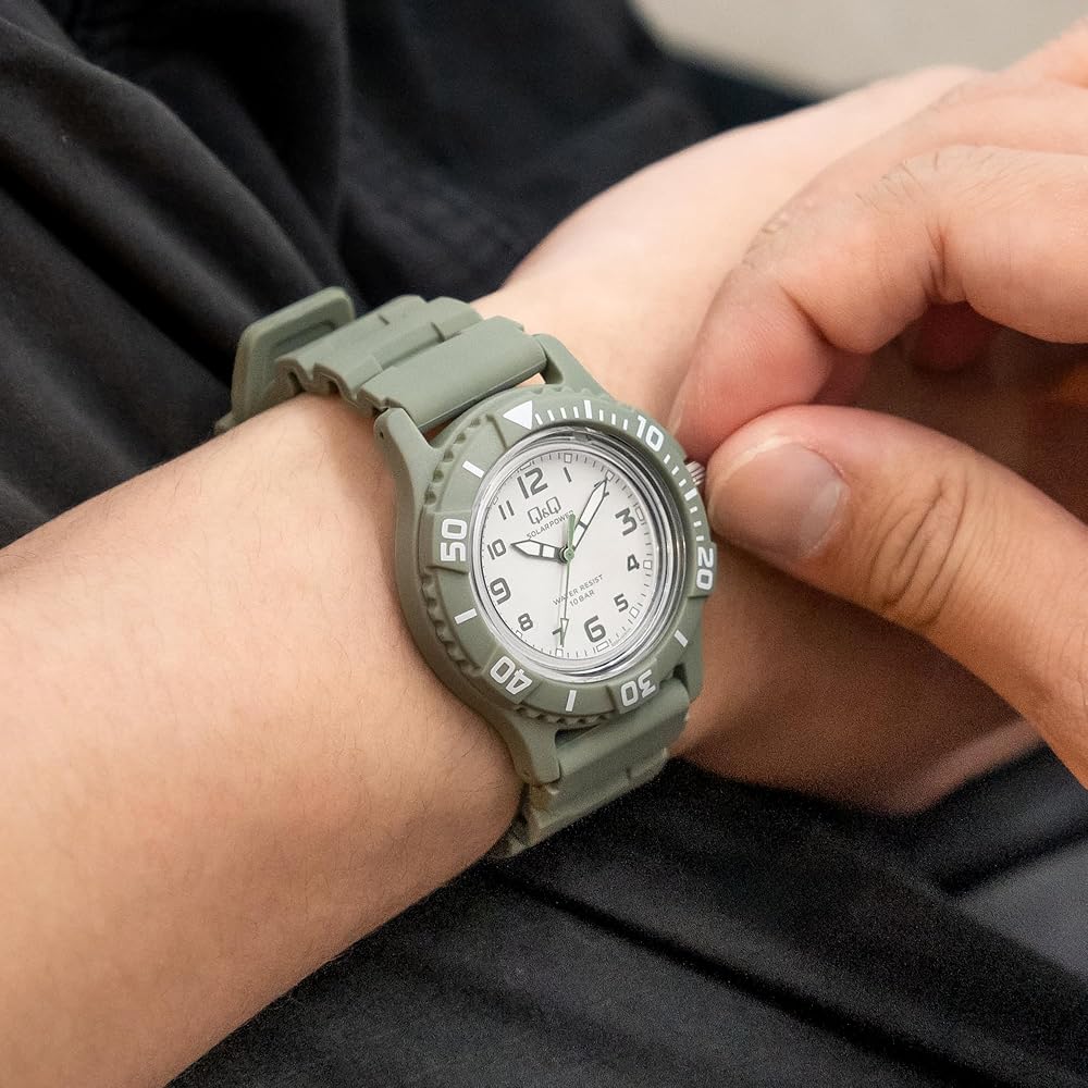 Citizen Q&Q Analog Solar Watch 10 Bar Water Resistant Urethane Strap Men's Green