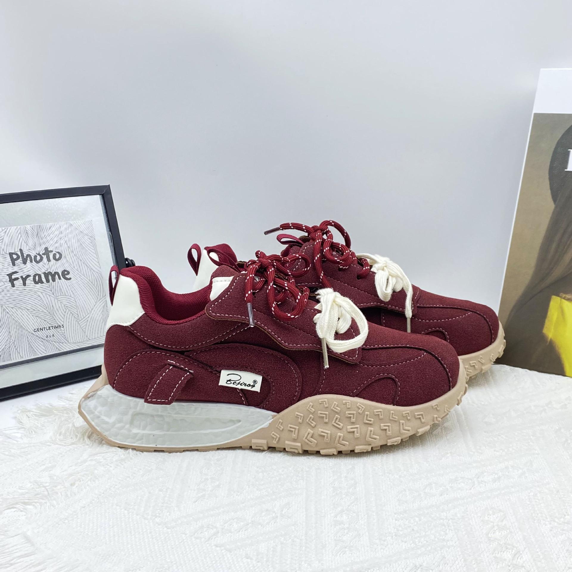 

Обувь Dexun женская весна и осень 2025 новая спортивная и повседневная универсальная толстая подошва увеличение высоты супермягкая суперхит американская обувь Форреста Гампа 40 бордовый