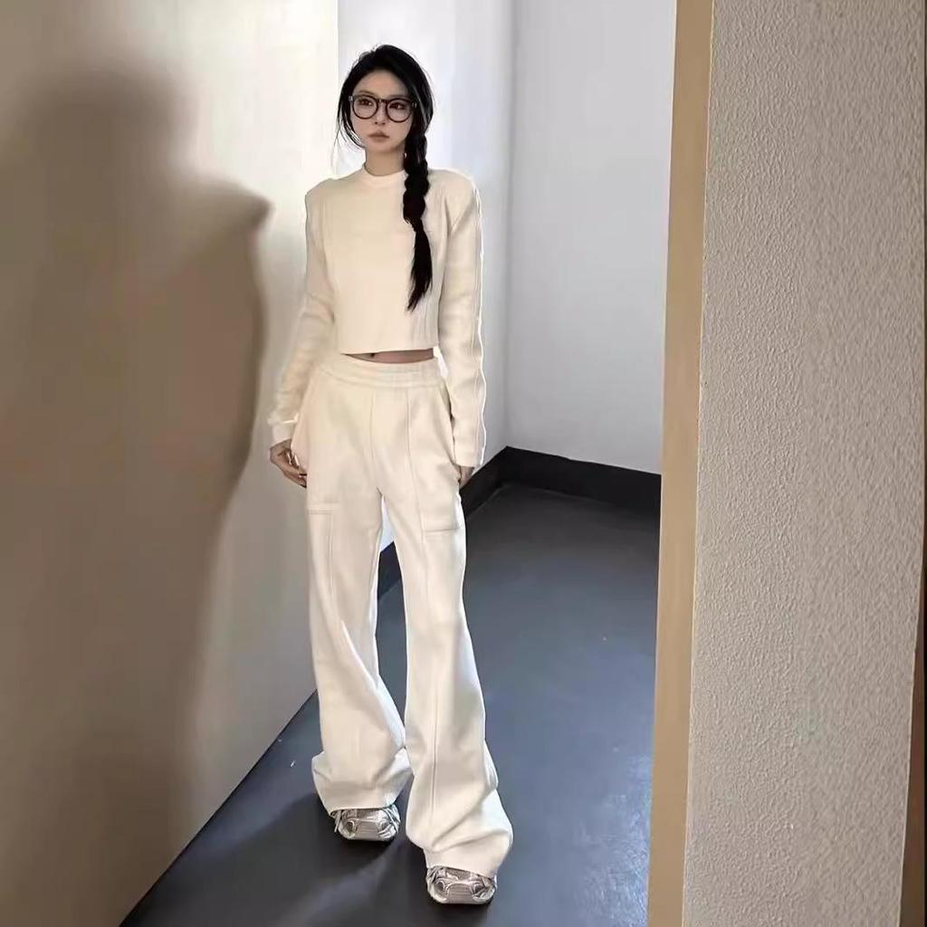 Women's Elegant Casual Sportswear Set: Slimming Short Sweatshirt & Loose Wide-Leg Pants for Spring & Autumn