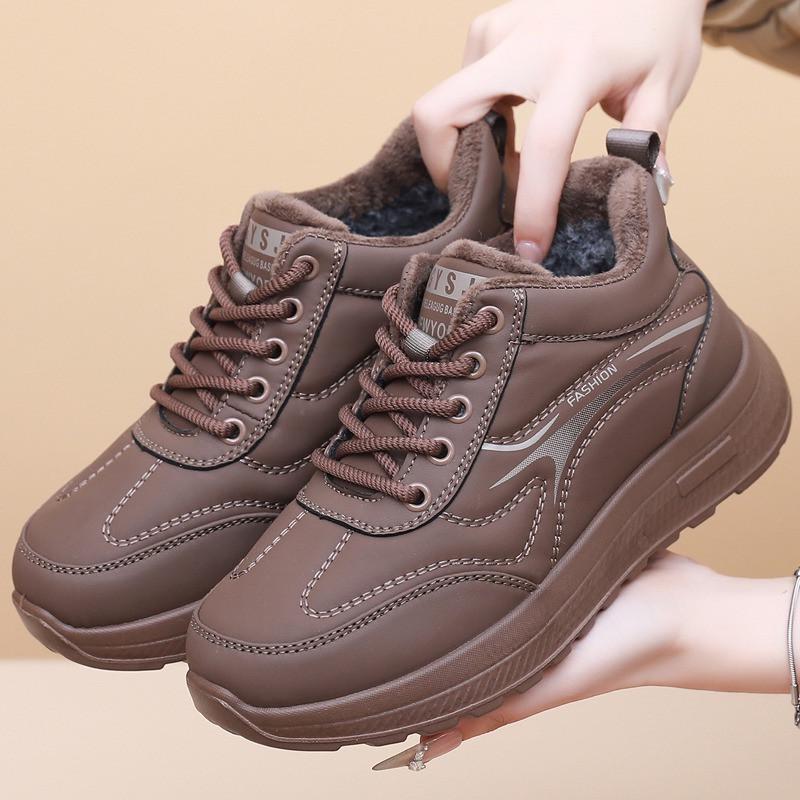 

Women s Winter Plus Velvet Non-Slip Soft Sole Shoes - Warm Casual Cotton Shoes for Middle-Aged and Elderly 35 кавовий