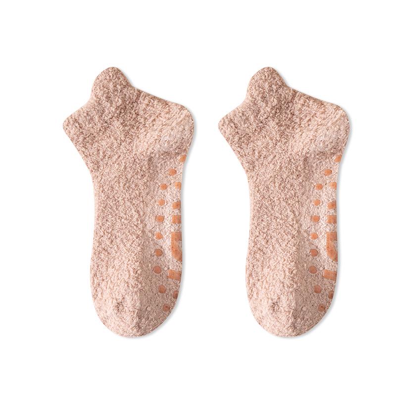 Women's Coral Fleece Non-Slip Short Socks - Autumn & Winter Casual Floor Socks with Dot Soles