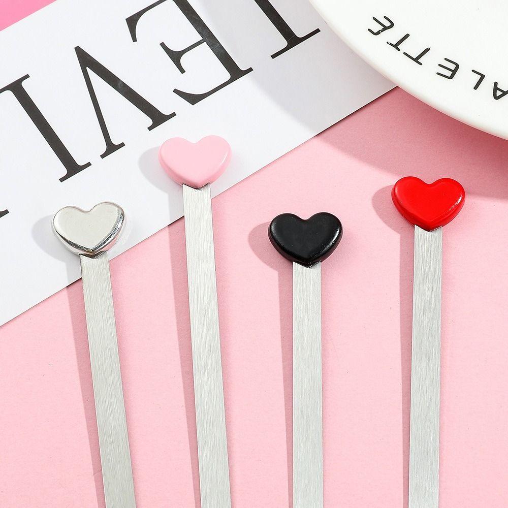 

Heart Shape Metal Bookmark Painted Pagination Mark Exquisite Book Page Marker Students чорний