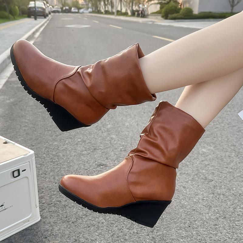 Fashion Bohemia Solid Brown Pu Mid Calf Booties Women 2025 Autumn Round Toe Non Slip Wedge Heel Boots Fashion Pleated Slip On Boots