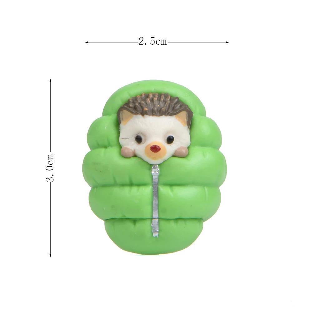 Mini Hedgehog in Sleeping Bag Ornament Miniature Figurines Gift Toy for Kids Children Baby Room Desk Garden Home Decoration