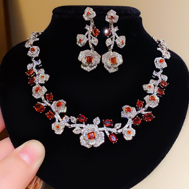Exquisite French Zircon Flower Jewelry Set: Court-Style Clavicle Necklace & Pendant Earrings