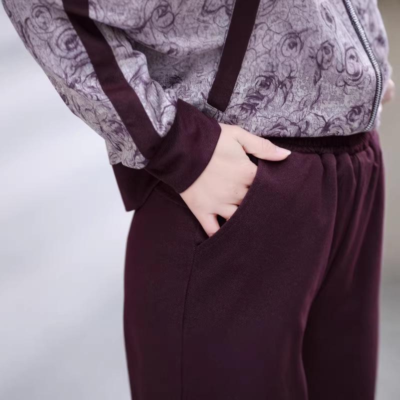 Women's 2026 Elegant Spring/Autumn Sportswear: Fashionable Mom Style Two-Piece Set for Middle-Aged & Elderly