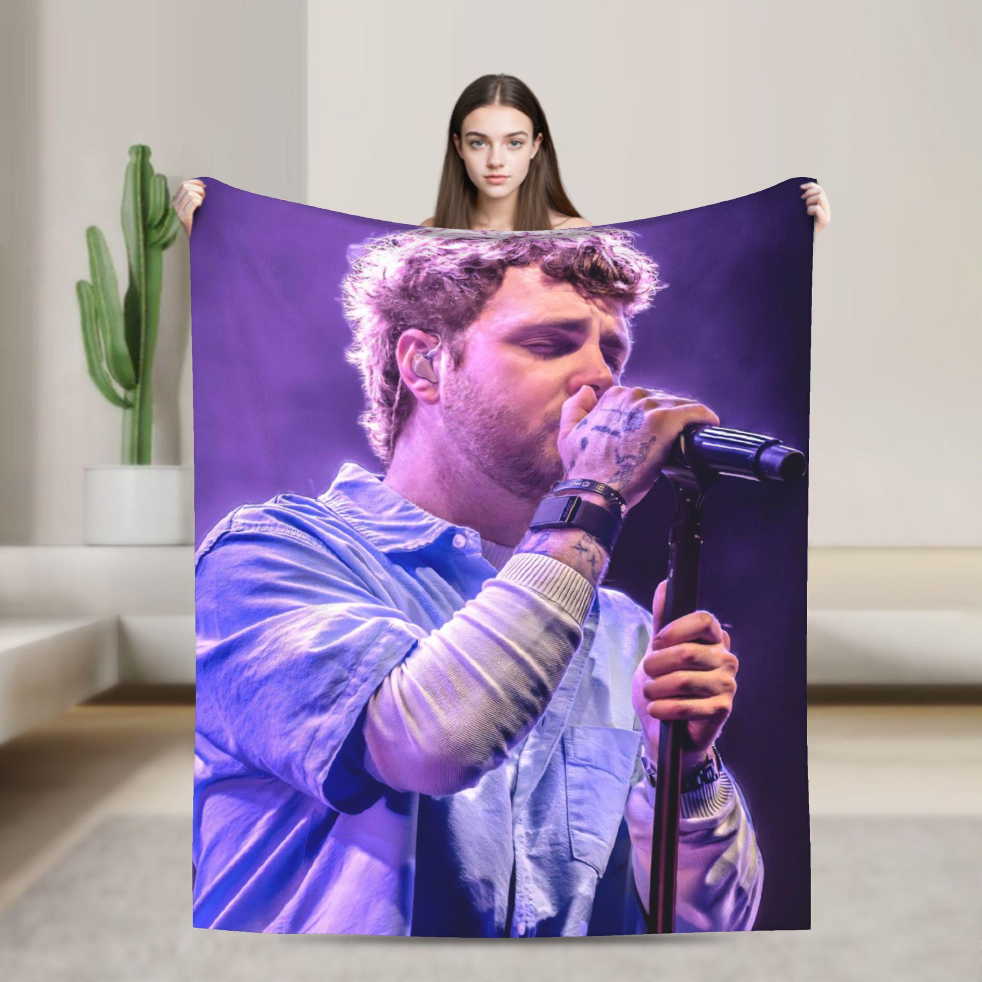 Alex Warren Rapper Warm Soft Blanket  Decorative Plush Throw Blanket Fluffy Home Decor Flannel Bedspread Sofa Bed Cover 30x40in