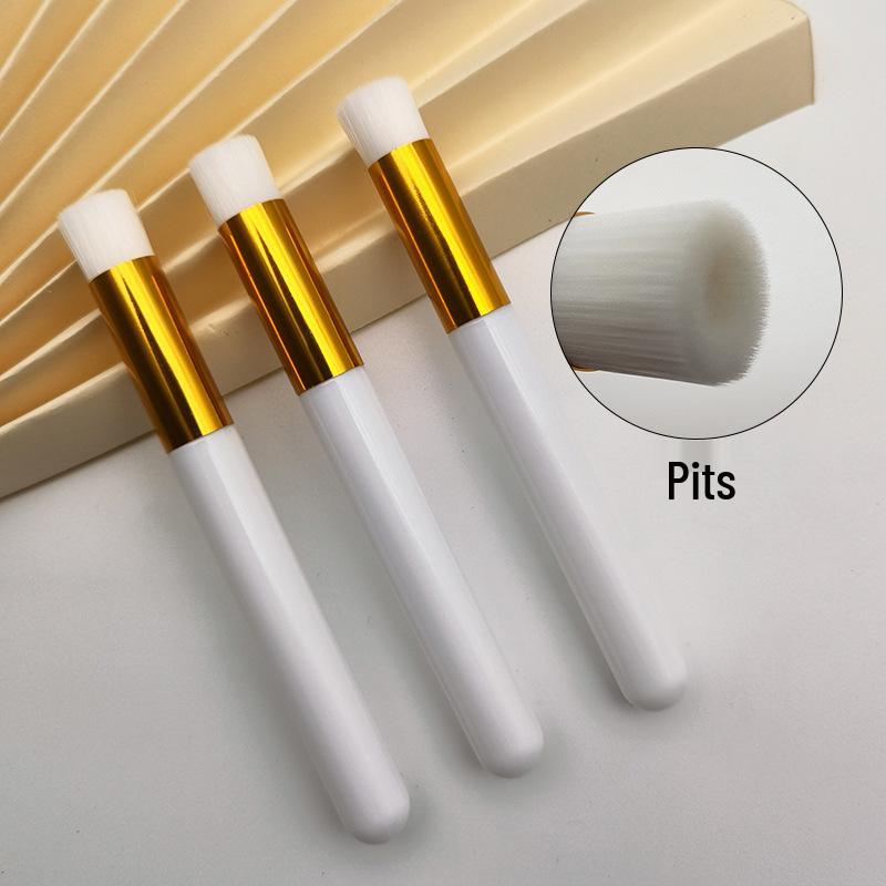 Angled Nose Shadow & Eyelash Cleaning Brush - Blackhead Remover, Makeup & Beauty Tool