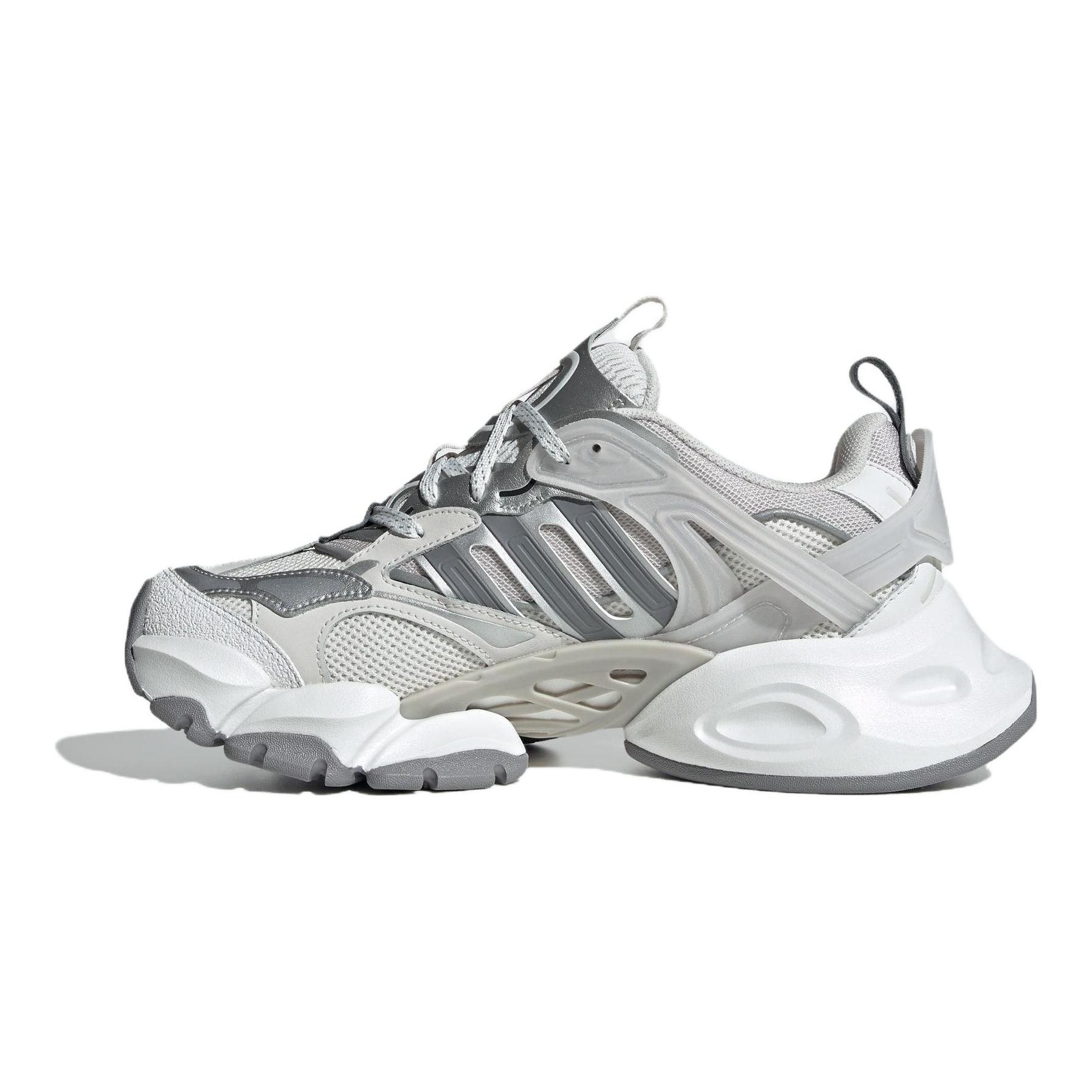 Cumpără adidas XLG Runner Deluxe Gri Argintiu Adidași Unisex Alb