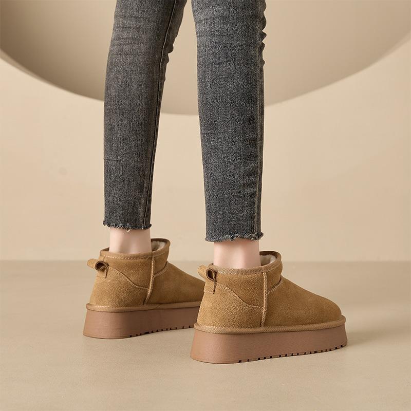 Autumn and winter leather snow boots women's thick-soled piled thickened cotton shoes women's one-pedal casual cotton snow boots