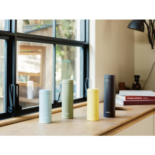 Thermos Water Bottle Vacuum Insulated Mobile Mug 350ml Yellow Few parts and easy to clean Screw type that closes tightly Stainless steel bottle JON-35