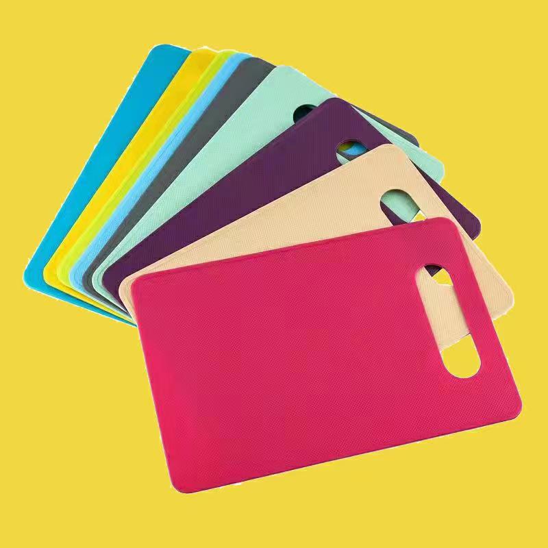 Disposable PP Plastic Cutting Board for Home and Travel Kitchens