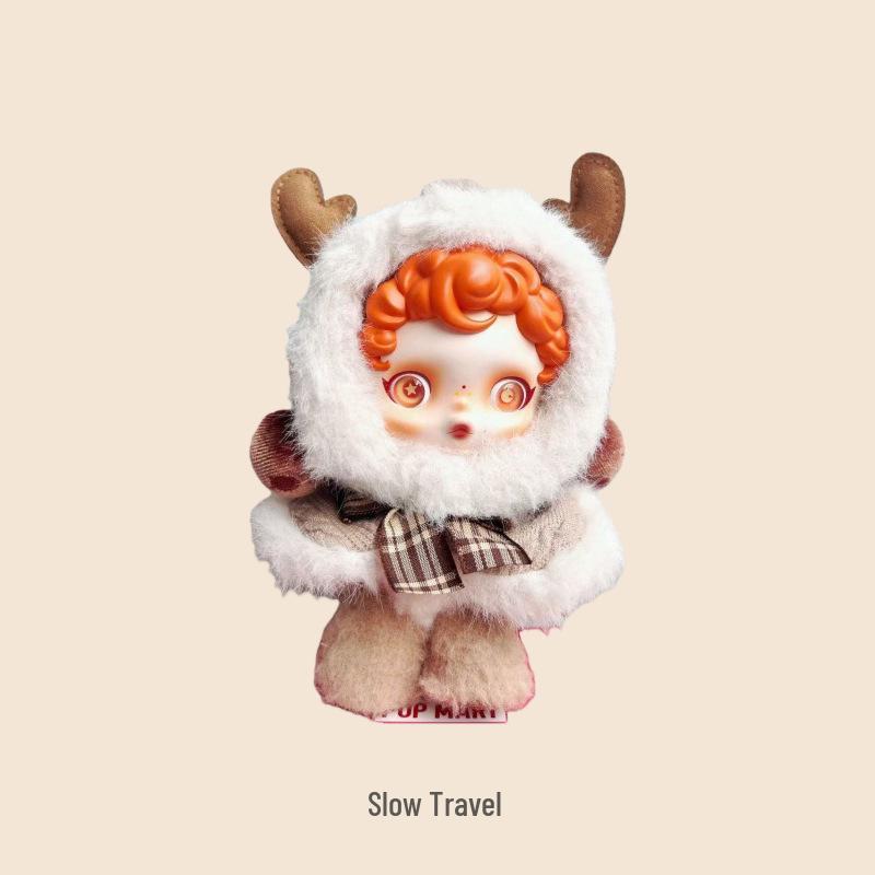 

Зимняя рапсодия SKULLPANDA 1-го поколения виниловый плюшевый брелок 15cm