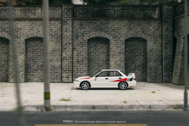Tarmac Mitsubishi Lancer RS Evolution White 1/64