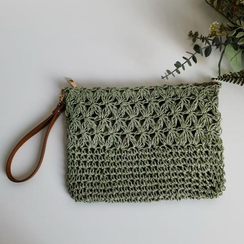 New casual hollow straw bag handwoven bag versatile portable messenger bag women's vacation mobile phone bag beach bag