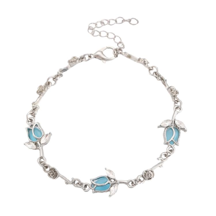 Trendy Flower Bracelet with Glittering Diamonds Sophisticated Flower Wrist Chain Jewelry with Crystals Chic Bracelet