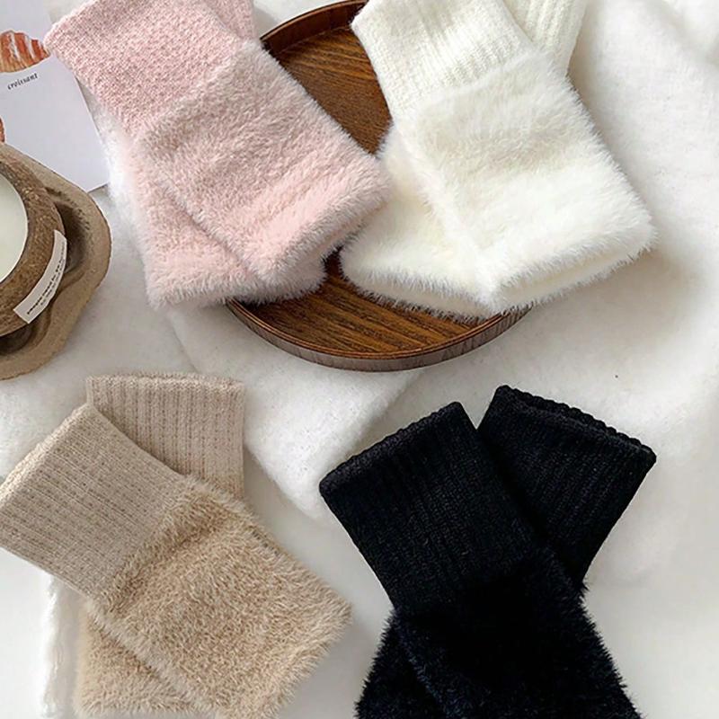 1 Pair New Mink Fleece Half Finger Gloves for Women's Soft Winter Warmth Luxury Solid Color Plush Knitted Fingerless Gloves