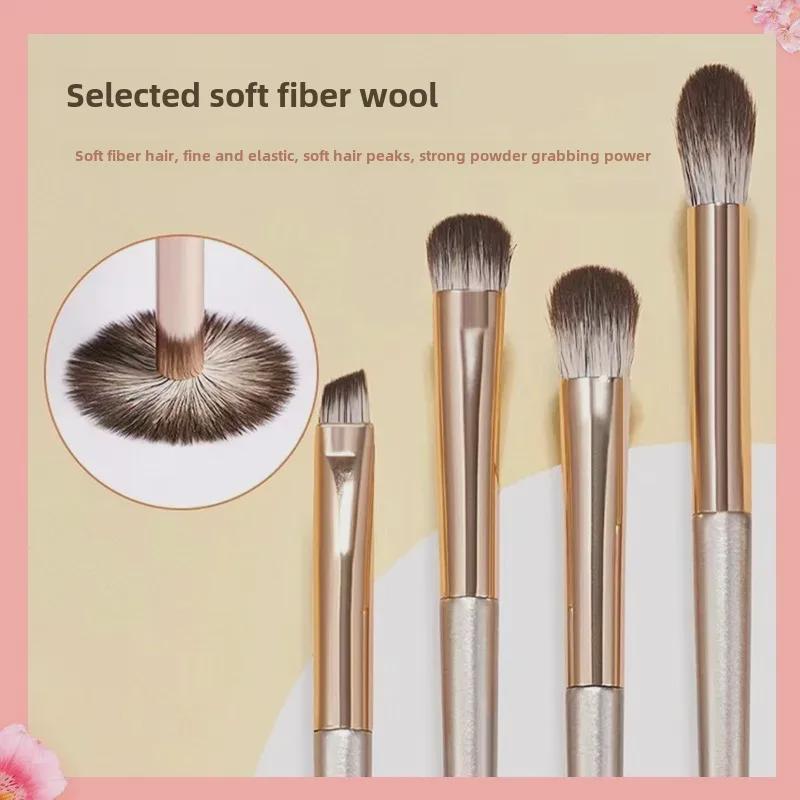 15-teiliges Lidschattenpinselset mit weichen Borsten: Ideal für Anfänger, enthält Pinsel für Nose Shadow, Smudge, Detail und Eyeliner.