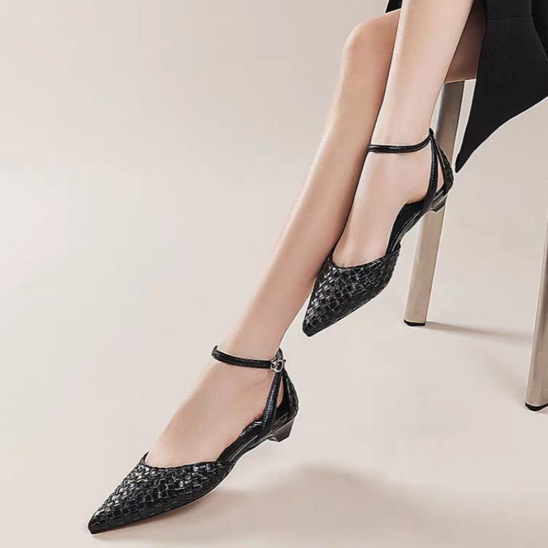 Fashion Summer Women Sandals Closed Toe  Fashion Dress Shoes Women Cover Heel Ankle Buckle Strap Pointed Toe Sandals Sandalias De Mujer