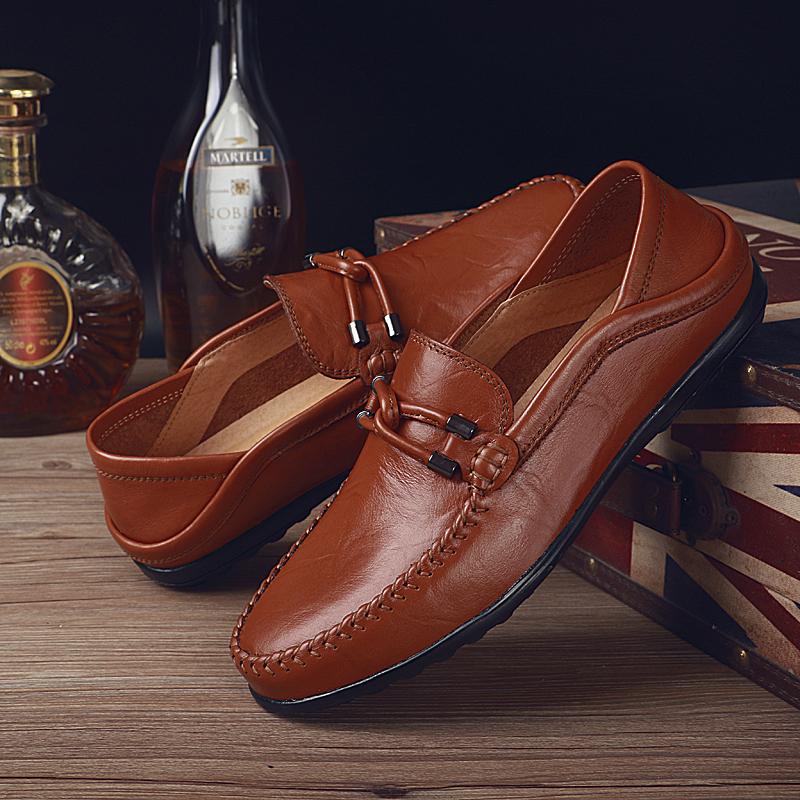 Fashion Hot Sale Men's Slip on Flats Loafers Lightweight Casual Walking Shoes Breathable Driving Shoes Non Slip Soft Sole Male Moccasins