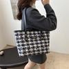 Fashionable Pu Tote Bag For College Students Large Capacity Stylish Shoulder Bag For Daily Use