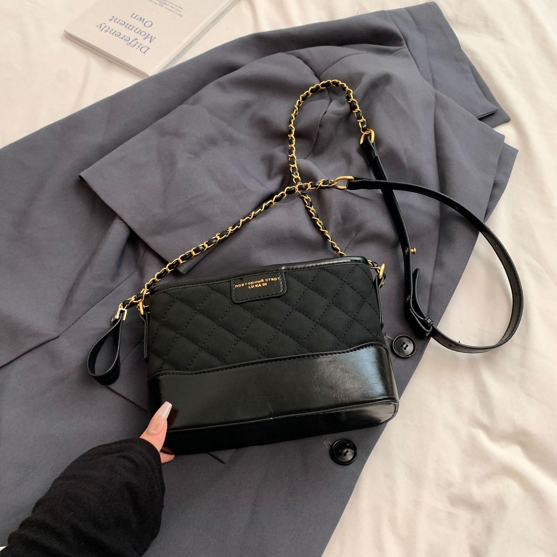 

Bucket bag women s new fashion versatile shoulder messenger bag niche retro stray bag