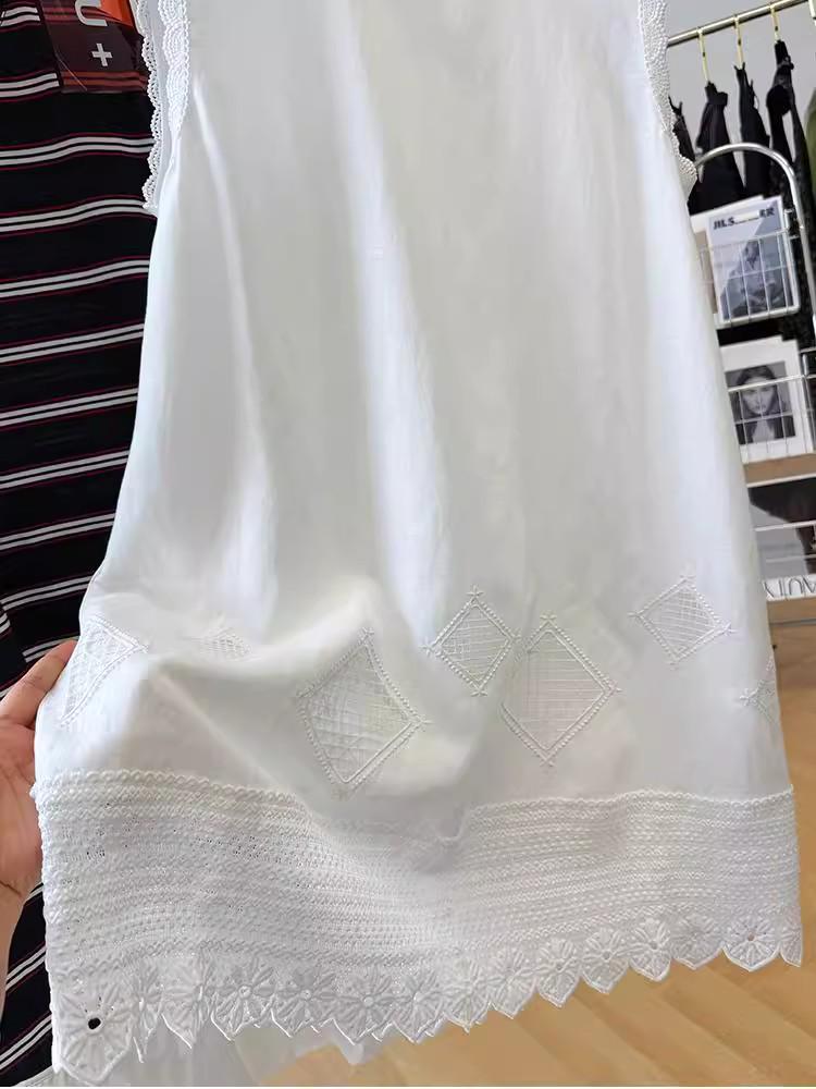 Patchwork Lace Sleeveless Summer Dress – Unique, Slimming & Beautiful
