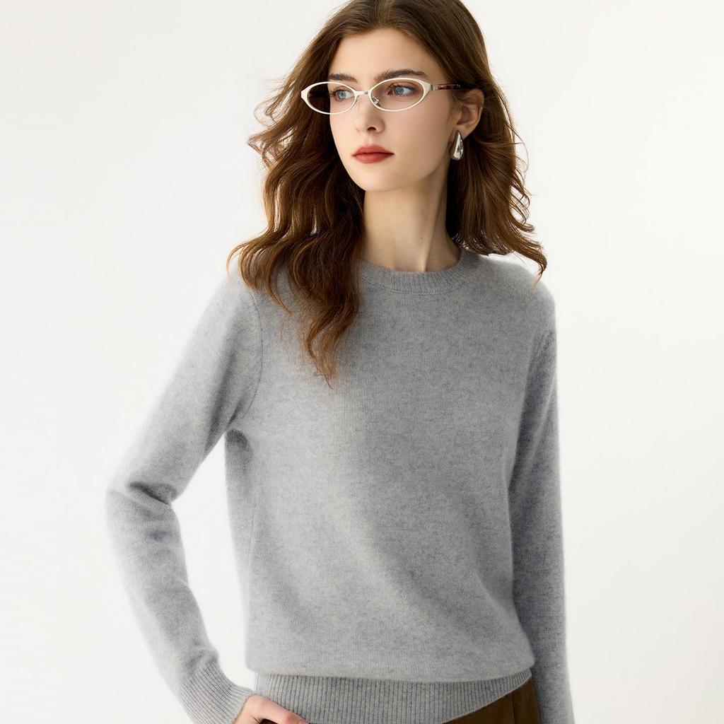 Women's Round Neck Cashmere Sweater - Solid Color, Thick Base Layer, Long Sleeves for Autumn/Winter