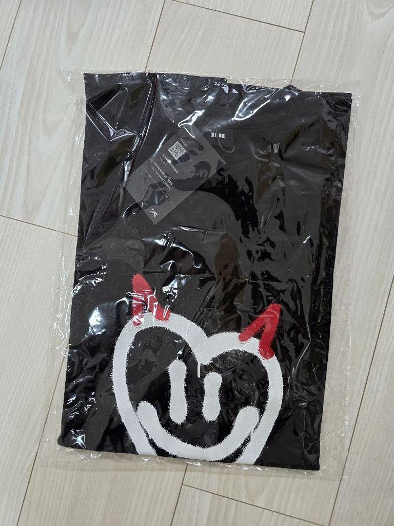 [USED] BABYMONSTER Seoul Concert Fan Meeting Limited Edition T-shirt