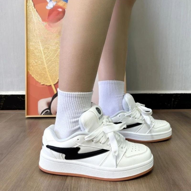 

2025 Новые туфли на аэрирующей подошве Мужские модные универсальные туфли на платформе Белые туфли Спортивные повседневные туфли для борда Модная обувь 39