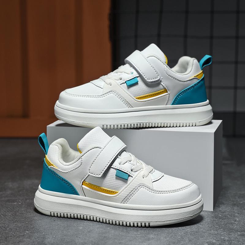 Kids' White Leather Skate Shoes for Boys - Comfortable Casual Footwear for Primary and Big Kids
