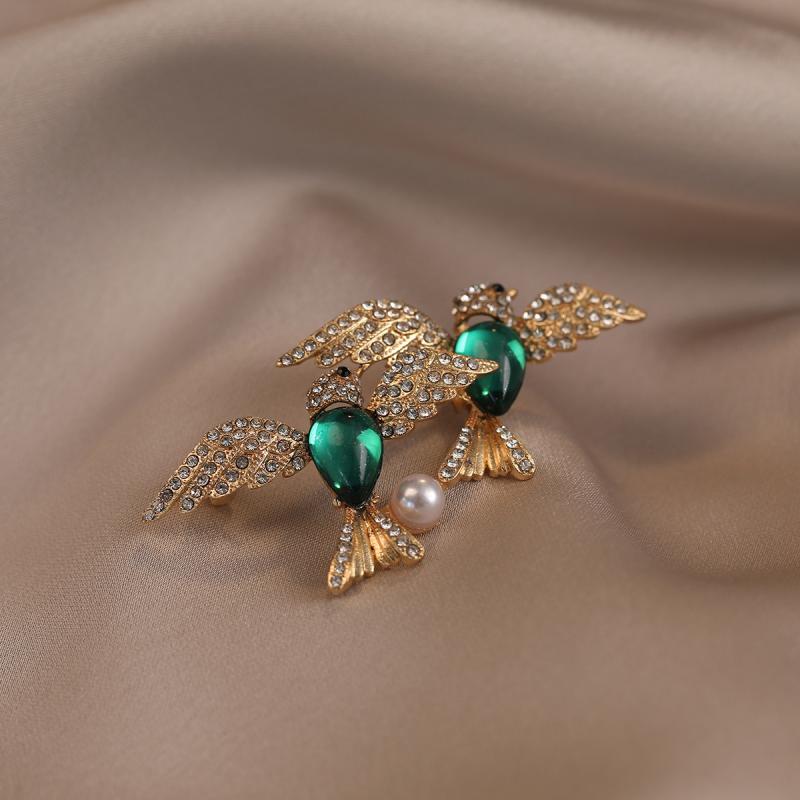 

Fashion Exquisite Double Flying Birds Brooches For Women Clothing Coat Jewelry Accessries Gifts 1pc