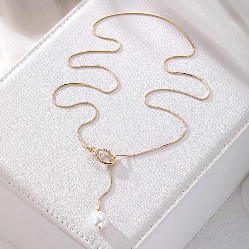 2025 Y-Shaped Snake Bone Chain Long Necklace Irregular Baroque Pearl Adjustable Pendant Necklace for Women Simple Jewelry