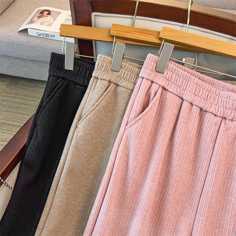 Plus Size Women's Tapered Leg Slimming Long Pants (200-300 Jin, Style 5319)