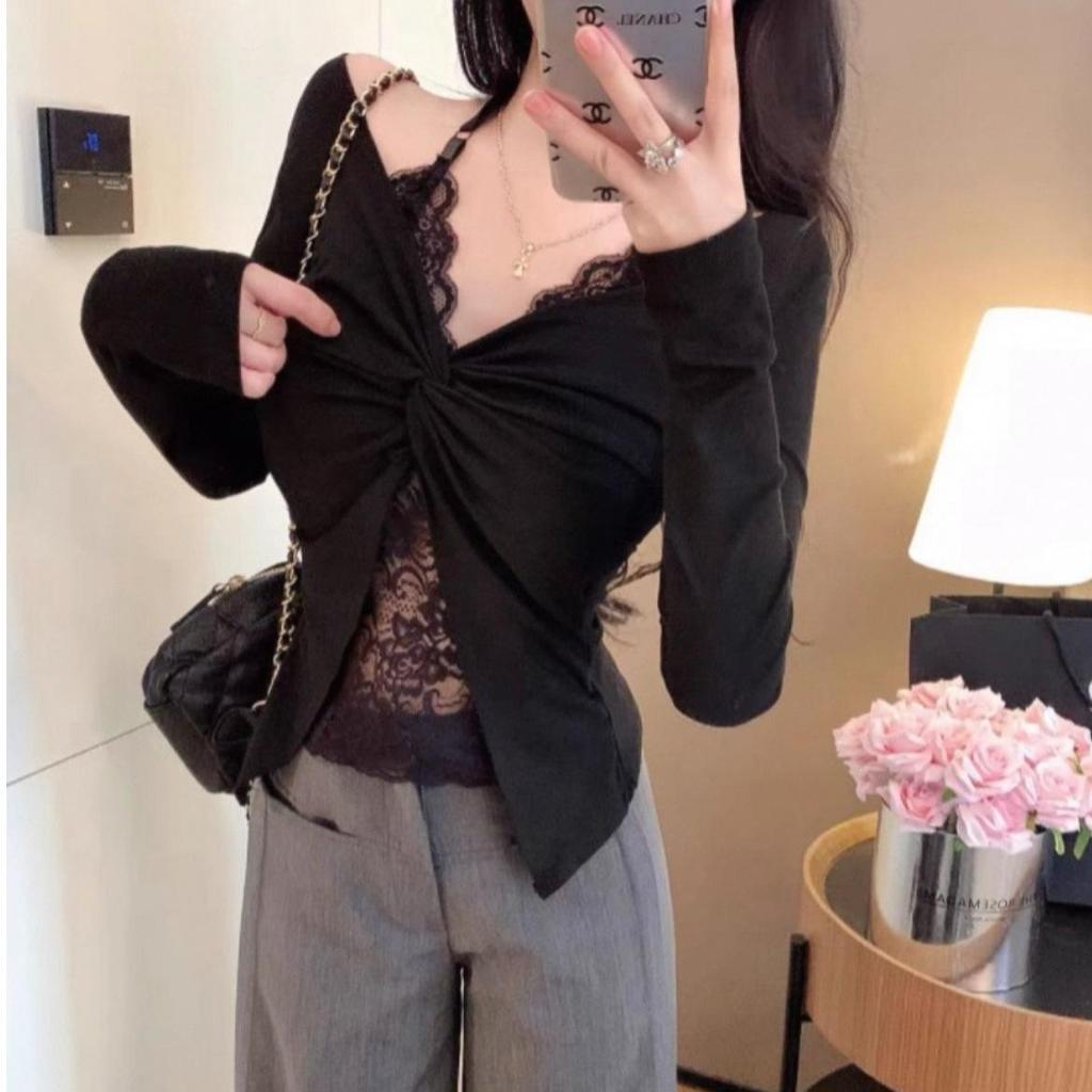 Sexy Two-Piece Lace Patchwork Long-Sleeve T-shirt with Chest Pads - Women's Spring/Autumn Slim Fit Top