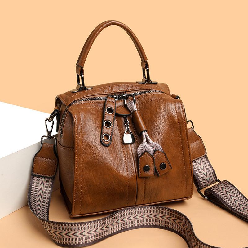 IELGY Retro Boston Bag Shoulder Crossbody Fashionable All-Match Large-Capacity Handbag