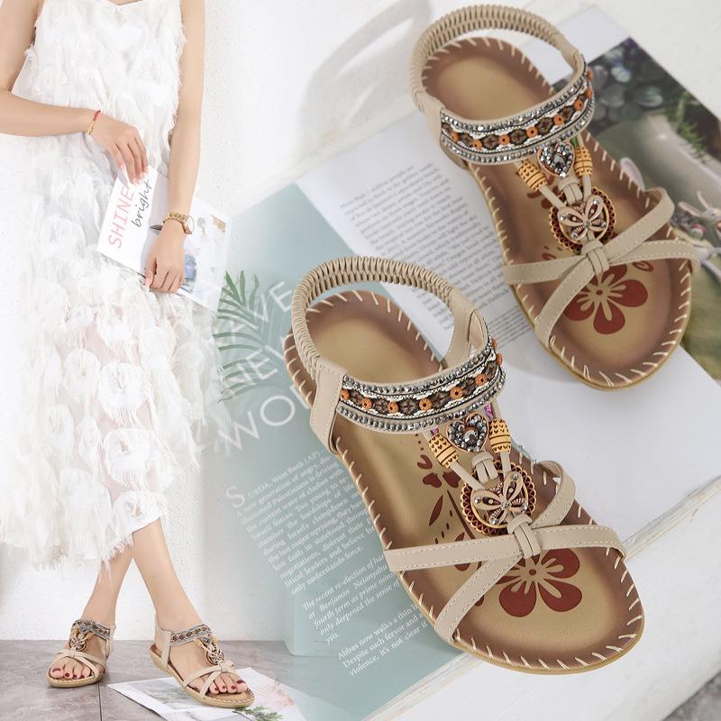 Spring new large-size flat-bottomed flower rhinestone sandals open-toe beach sandals