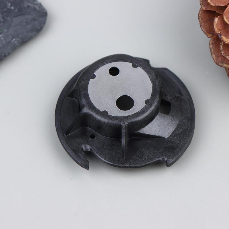§Shells Hook Bobbin Case Multifunctional Rotating Hook Bobbin Case Home Sewing Machine Part For XE7560001/XC3152221