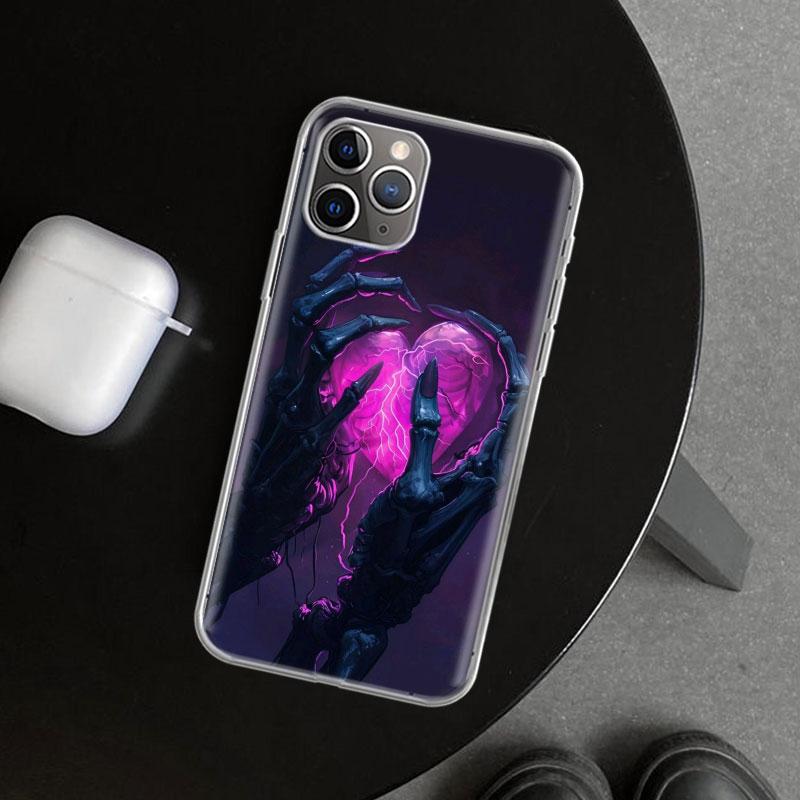Anatomy Skeleton Heart Lovey Kiss Phone Case Cover for iPhone 11 12 13 Mini 14 15 Plus 16 Pro Max 17 Air 7 8 + SE Art Customized