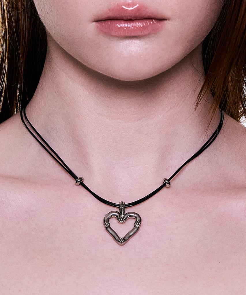 Nff Amour Leather Necklace-Black