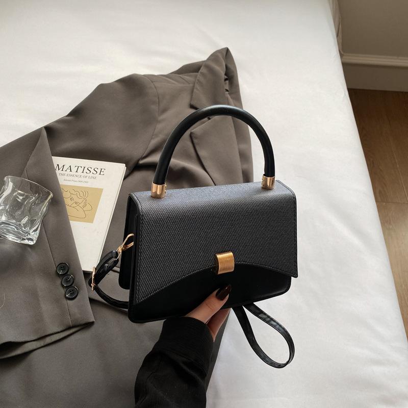 Fashion Contrasting Color Simple Lock Handbag Women's 2025 New Spring Texture Popular Small Square Bag Shoulder Messenger Bag