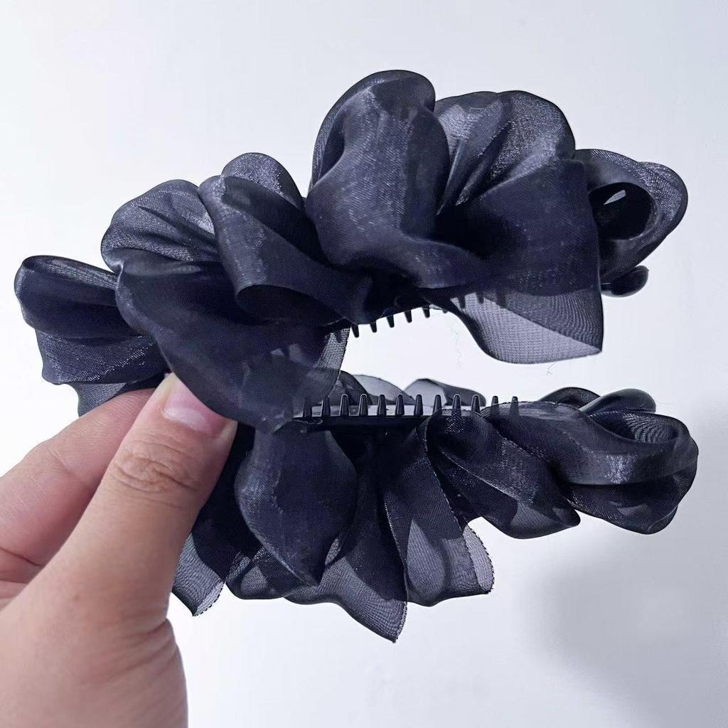 Korean Cloud Bubble Banana Hair Clip - Gentle, Fairy-like, Adds Volume, Cute Horizontal Twist Clip.