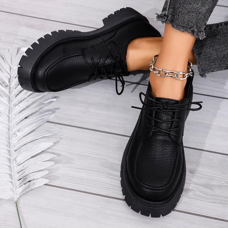 Plus Size Women's Thick-soled Casual Shoes Round Head Spring and Autumn New Black Small Leather Shoes British Style Versatile