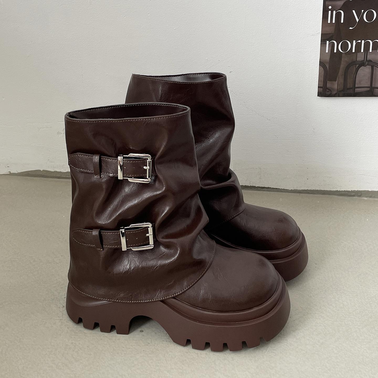 

Черные ретро ботинки Мартин на толстой подошве и толстом каблуке в британском стиле женские 2025 новые осенние увеличивающие рост и стройнящие брюки короткие ботинки 39 коричневый