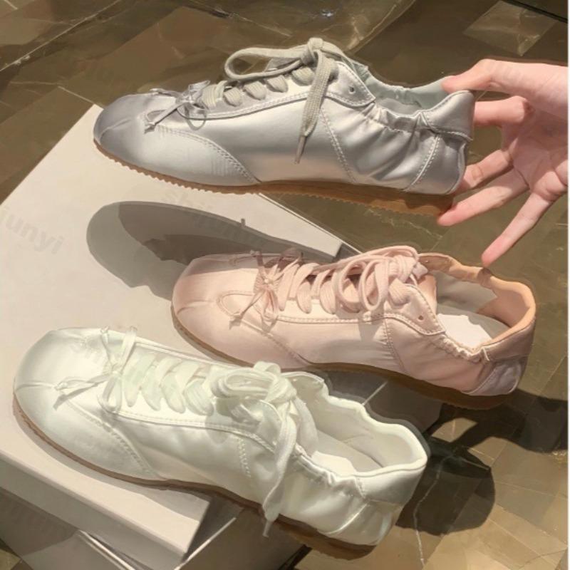 Fashion Autumn Women Ballet Flat Shoes 2025 New Fashion Vintage Casual Shoes Fashion Non-slip Retro Bow Breathable Outdoor Leisure Shoe