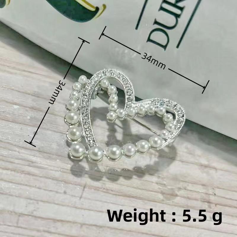 European & American Rhinestone Retro Gypsophila Eight-Pointed Star Brooch for Sweaters & Scarves