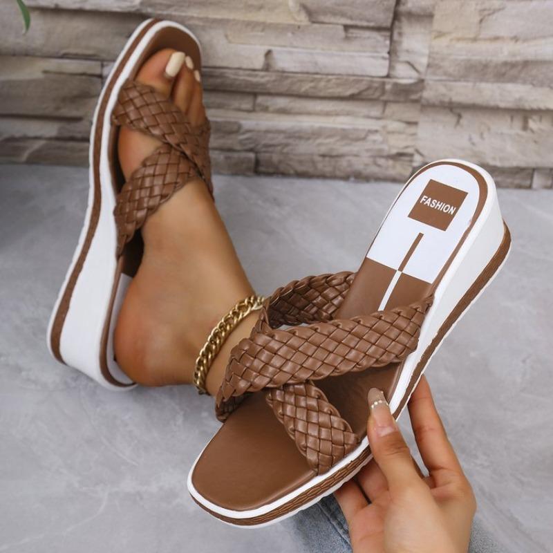 

Шлепанцы на танкетке большого размера, женские летние новые плетеные сандалии с перекрестными ремешками 43 темно-коричневого