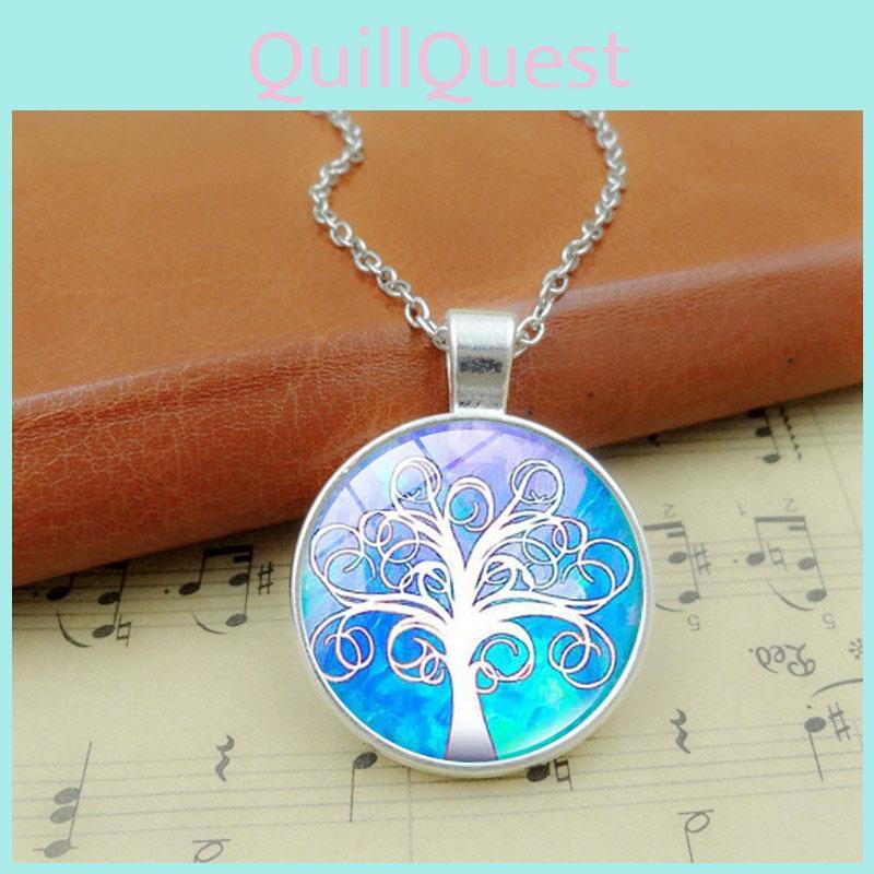 Elegant Tree Pattern Pendant Necklace In Vintage Silver Color With Classic Glass Cabochon