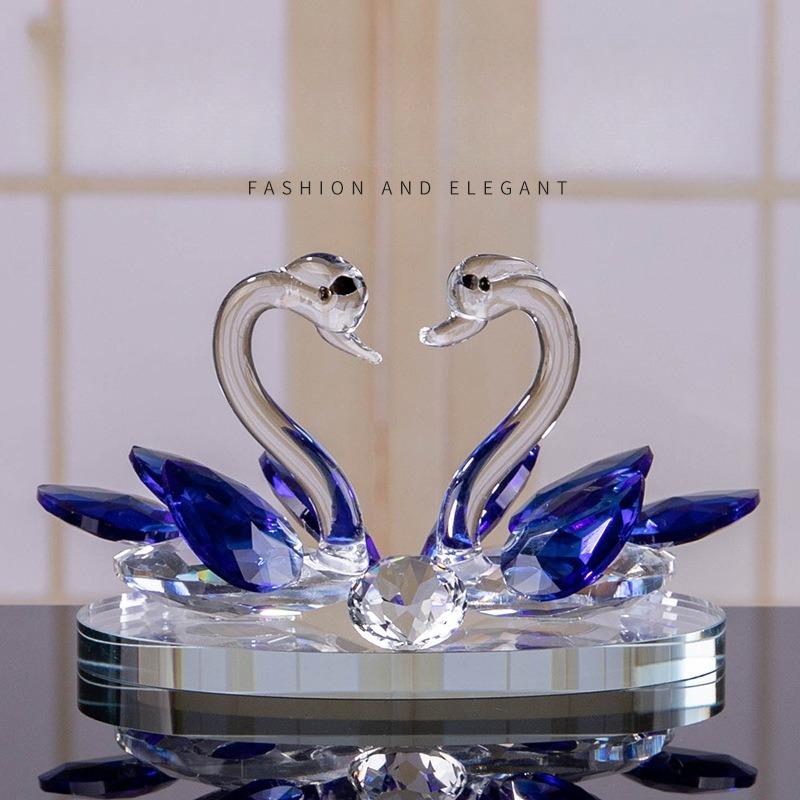 Leichter Luxus und Exquisite Kristallschwan-Ornamente Paar Geschenke, Kunstwerke, Innenraum Foyer, Auto Innenraum Heimdekorationszubehör
